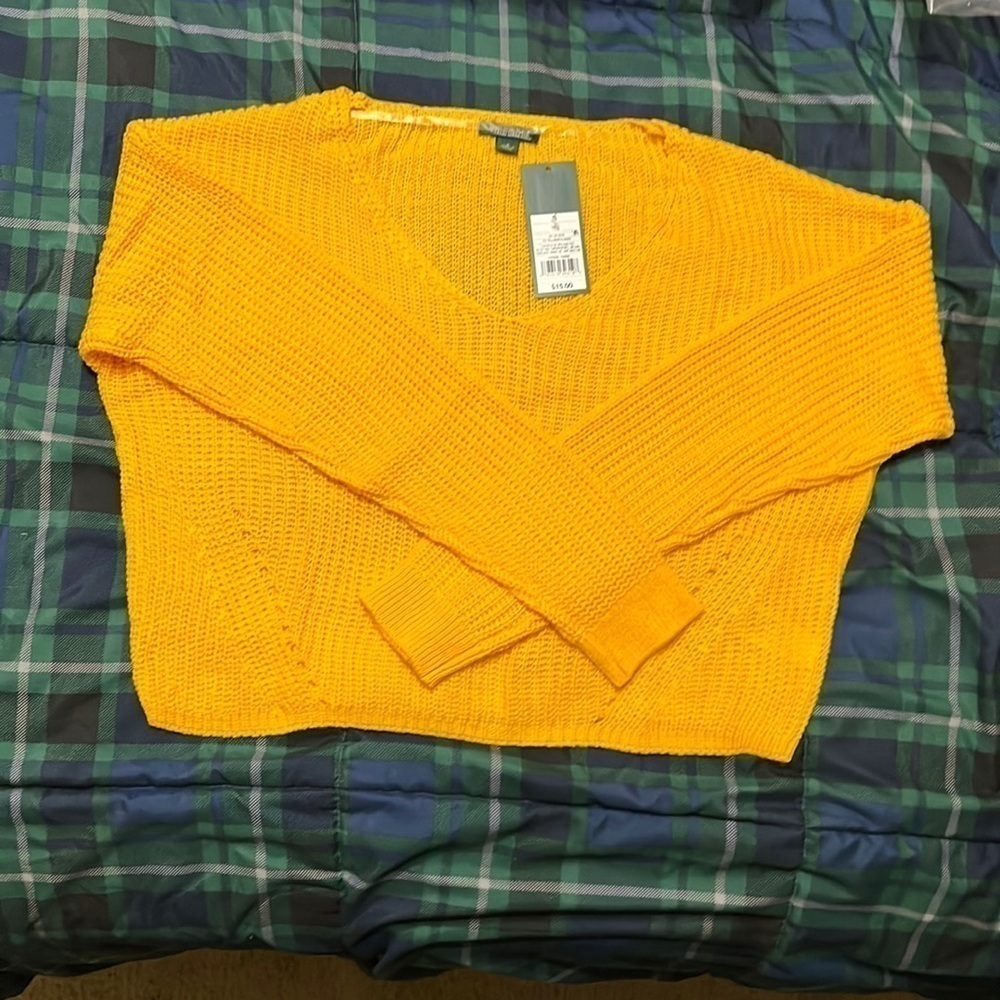 NWT trendy yellow cropped sweater size small wild fable